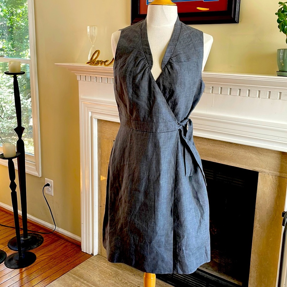 Charcoal grey linen J. Crew dress size 10. Fully-lined.